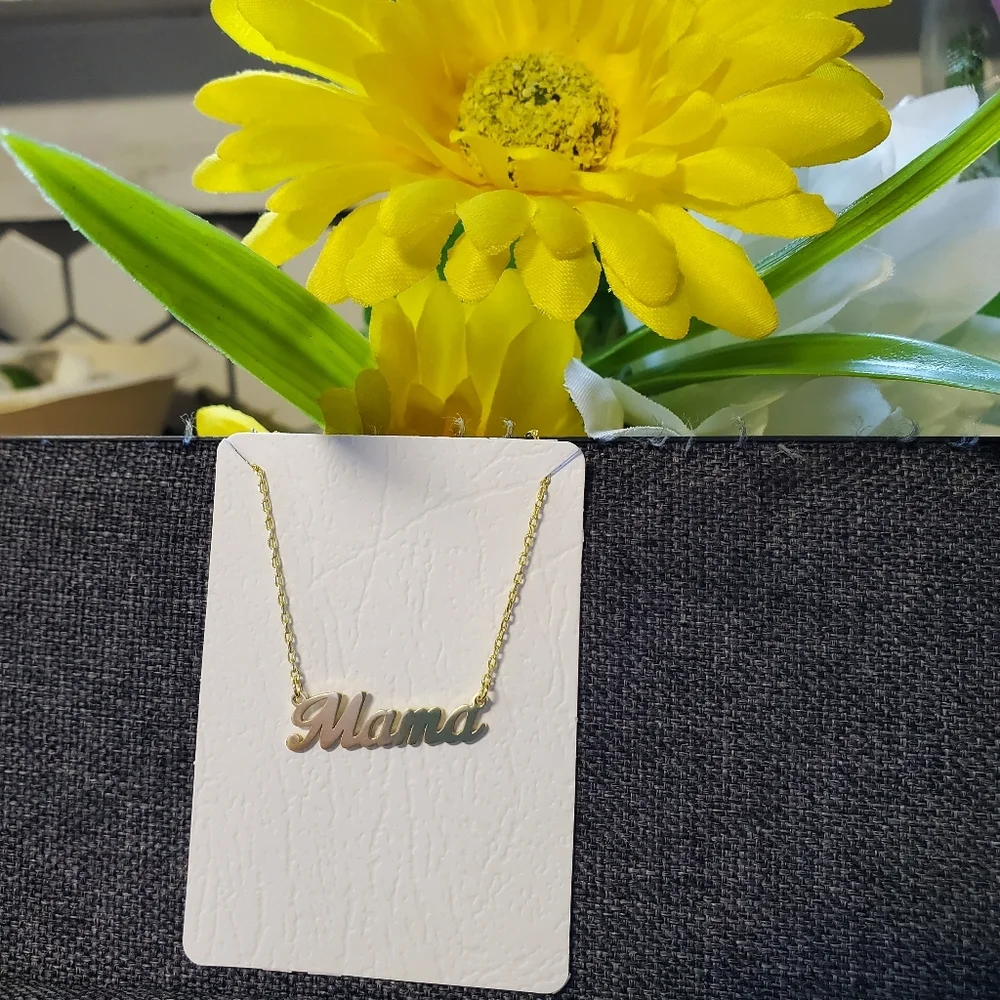 Mama 14k Gold Necklace for Mom